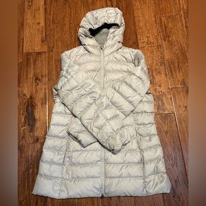 Eddie Bauer down jacket Petite Large